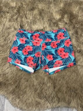Born primitive tropical shorts